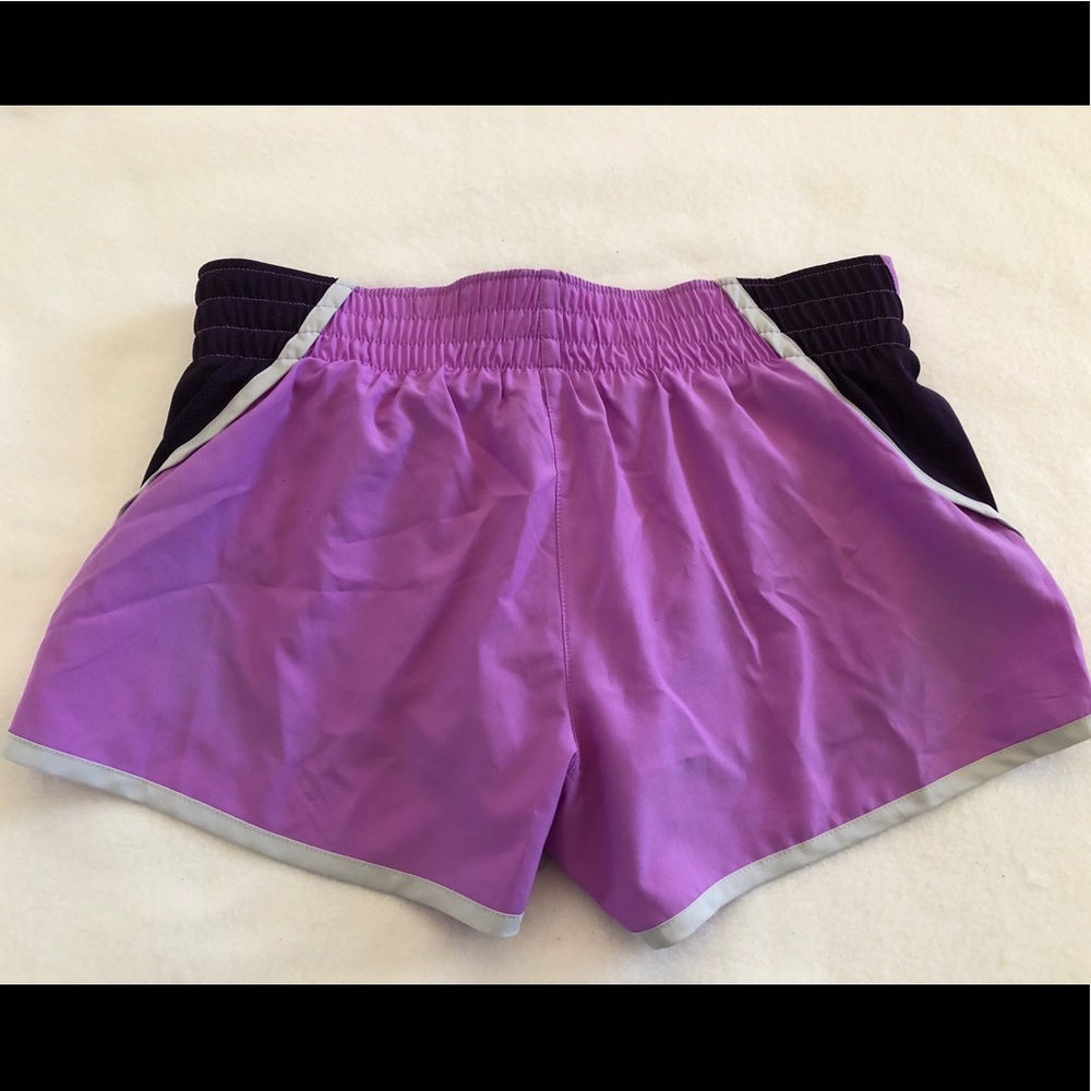🔥SOLD🔥 NWT Nike Women's DRI-FIT Shorts - Picture 4 of 5